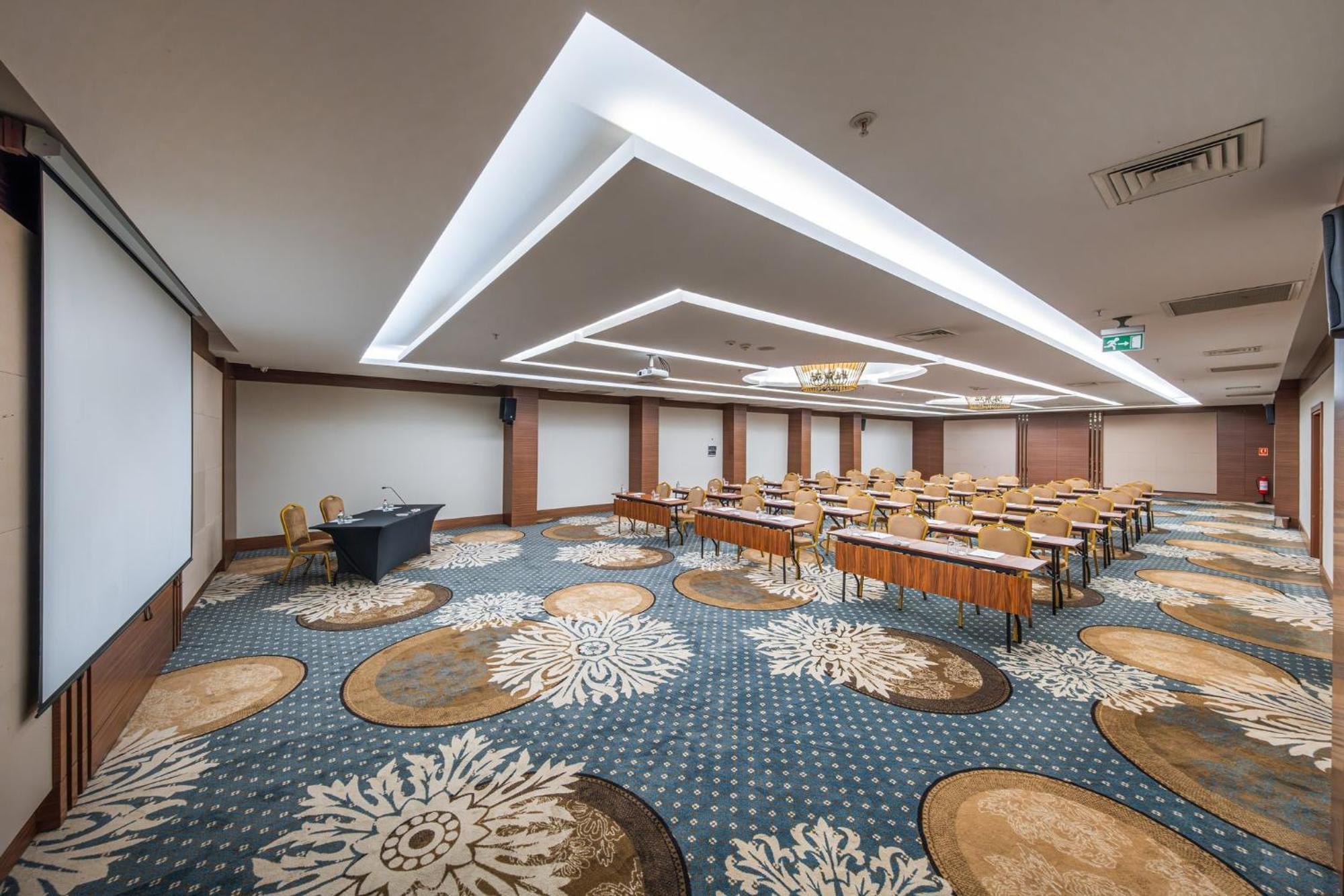 Holiday Inn Ankara - Cukurambar By Ihg Exterior foto